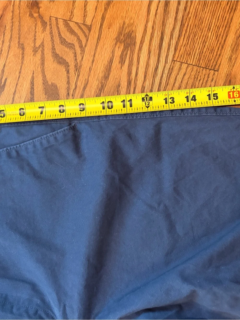 Banana Republic Navy Blue Flat Front Mens Chino Shorts